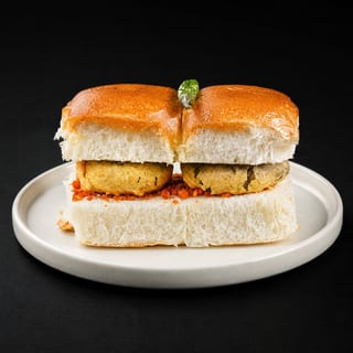 Bombay Vada Pav (v)..