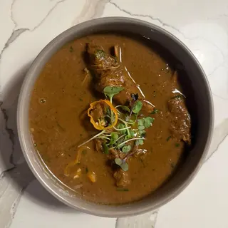 Saoji Chicken Rassa