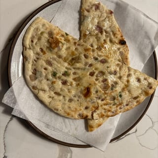 Onion Kulcha (v, d)